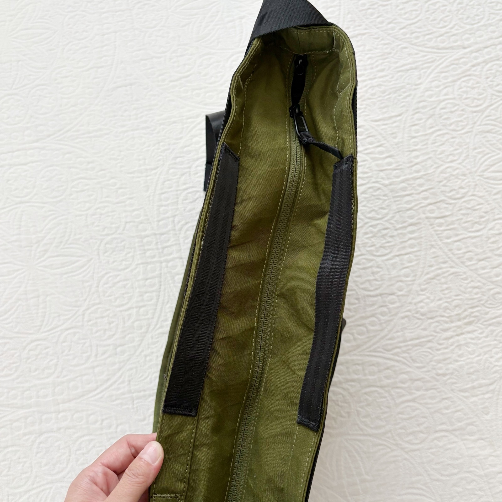Chrome Industries Barrage Office Tote 16l, Moss X Black — image 4 of 8